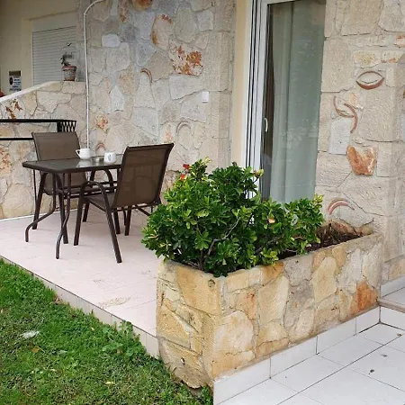 Pefko Couple's Cave Apartment